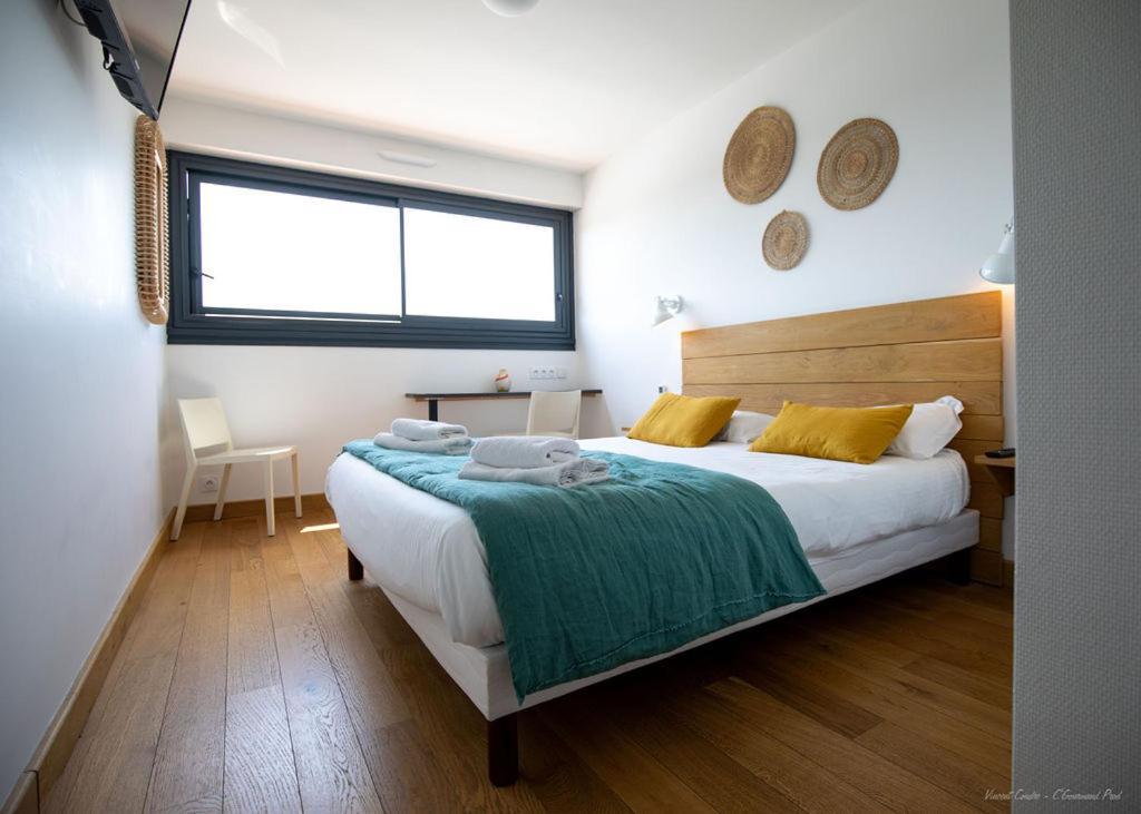 Logis Hotels - Le Bellaroc - Hotel 2 Etoiles Et Restaurant 로카마두르 외부 사진