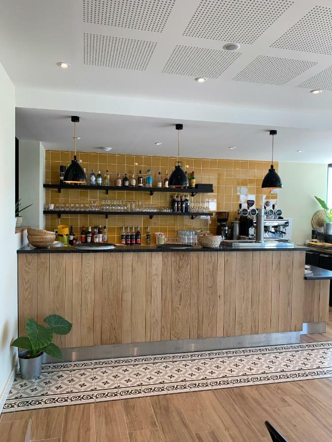Logis Hotels - Le Bellaroc - Hotel 2 Etoiles Et Restaurant 로카마두르 외부 사진